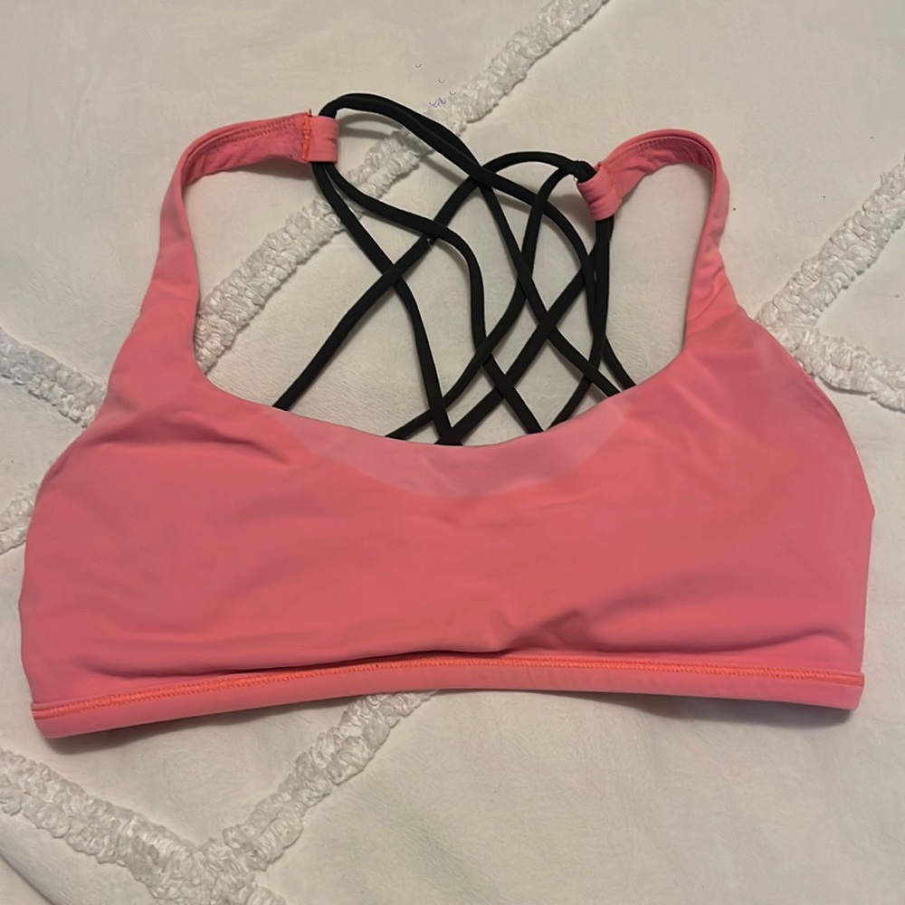 Lulu Lemon athletica sports bra:)